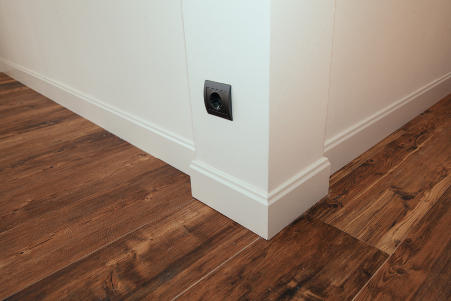 Rodapíe fersado en la parte superior