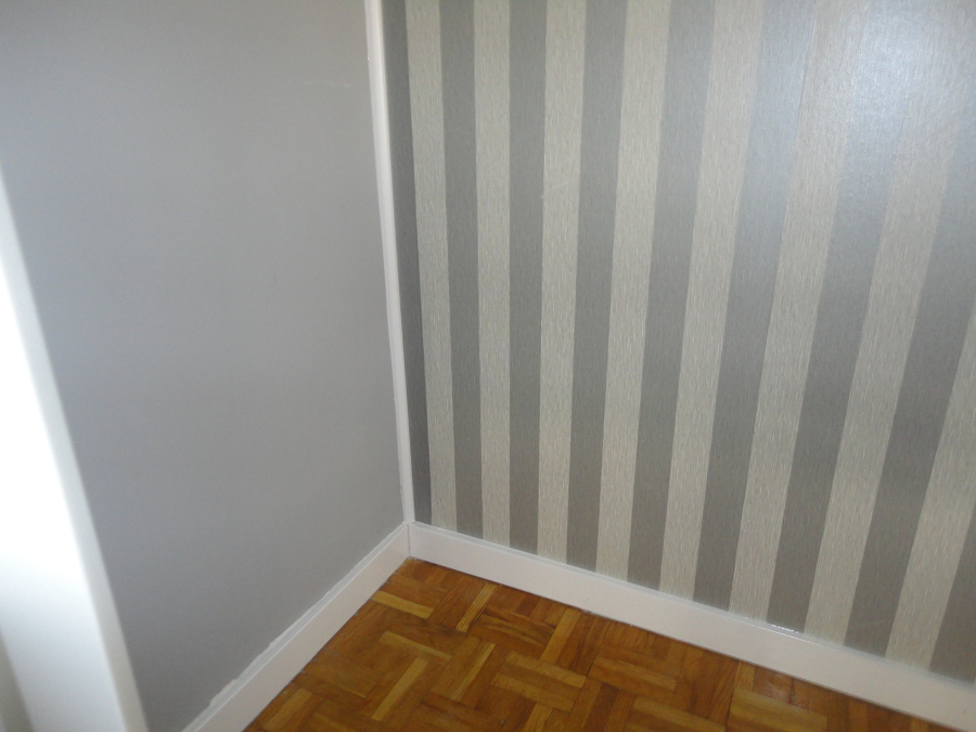 rodapie, pintura pared y forrado pared