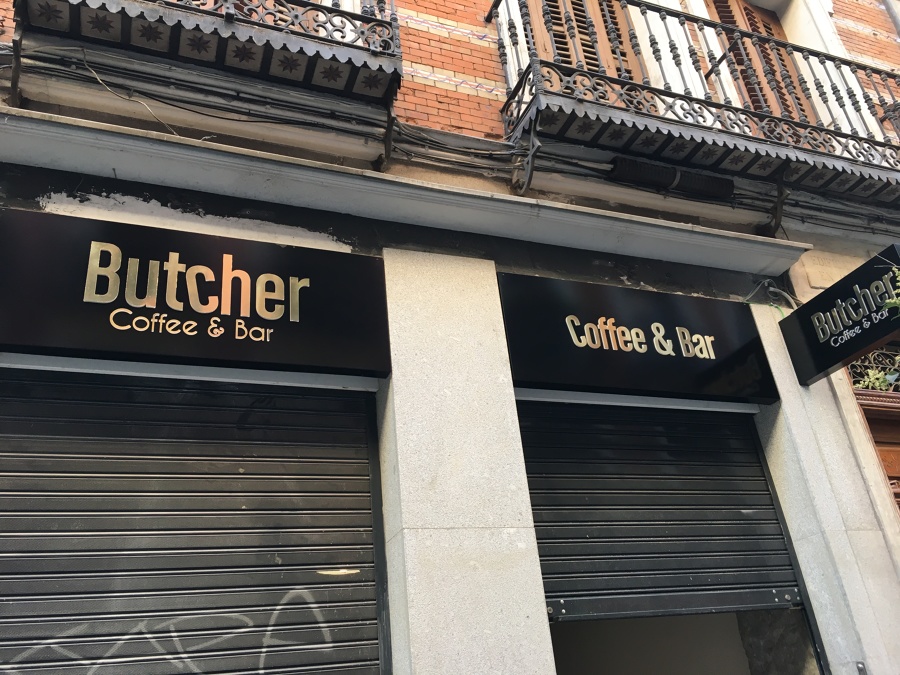 Rotulación exterior Cafetería Butcher