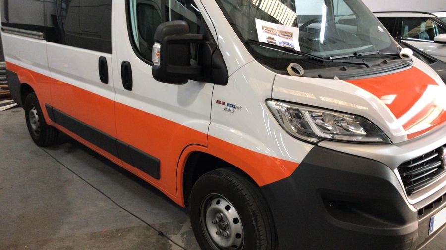 Rotulación personalizada de furgoneta