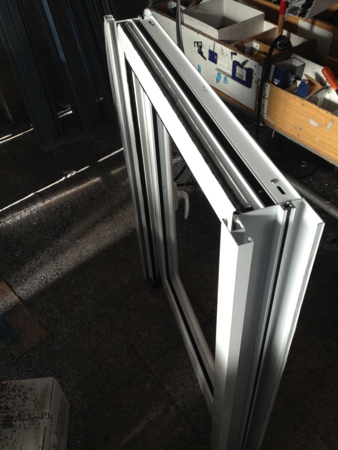 ROTURA PUENTE TÉRMICO