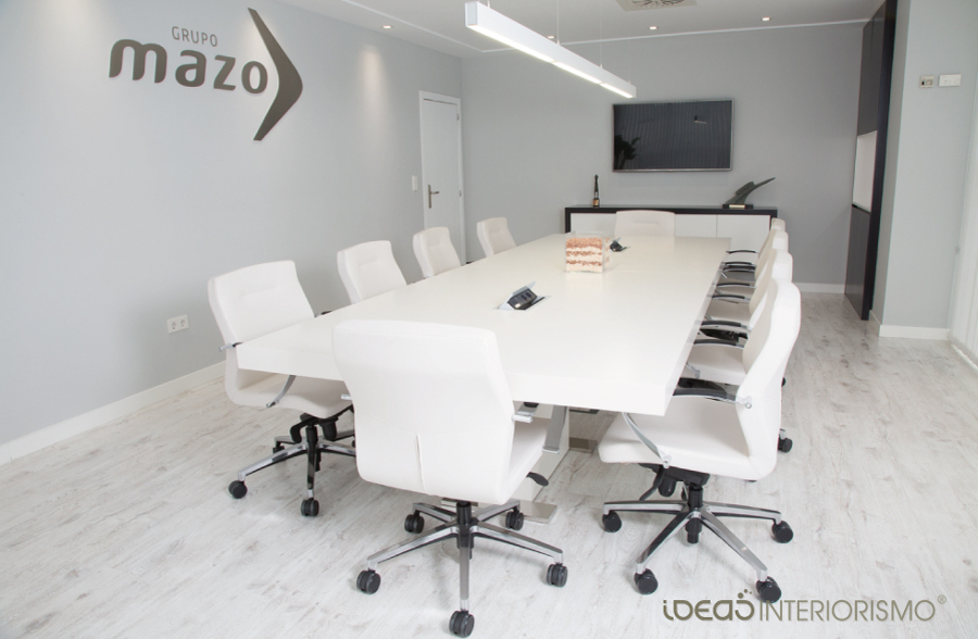 Sala de juntas del Grupo Mazo.