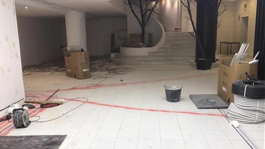 Sala de venta antes de demolición