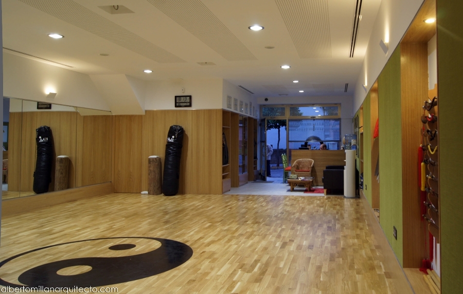 Sala mirando hacia la entrada. 