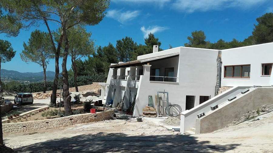 Sala técnica con energía renovable