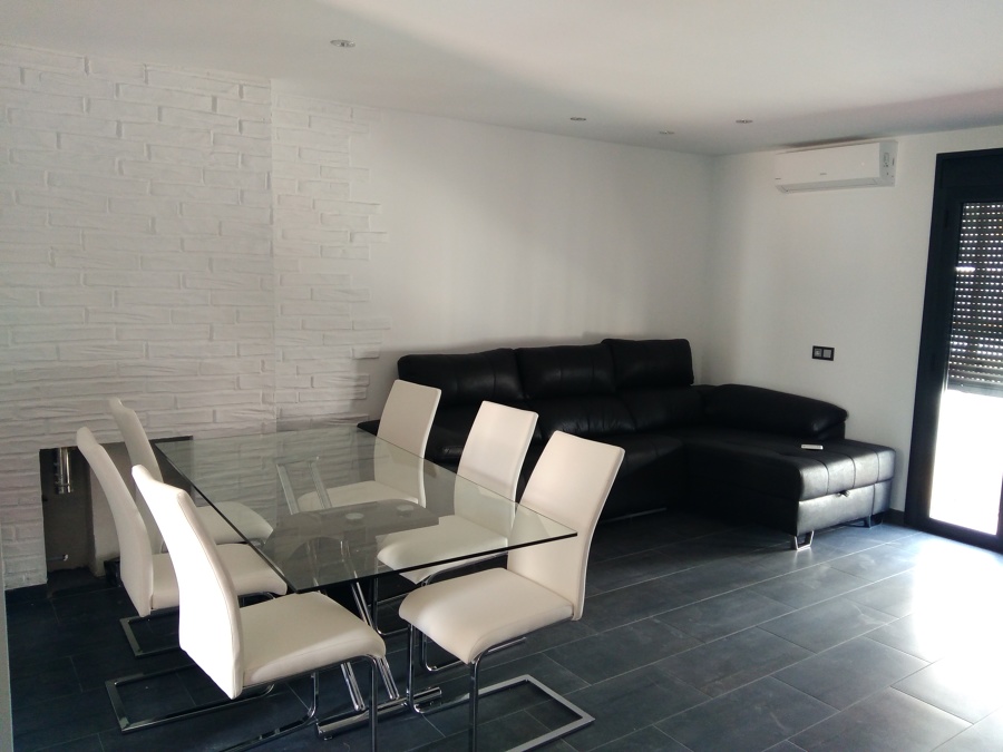 Salón, a falta de colocar caldera