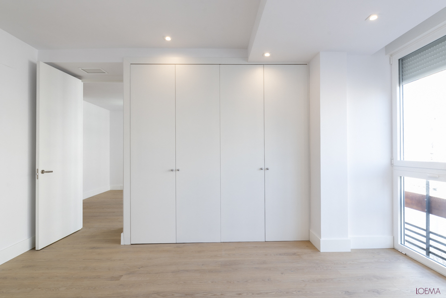 Salón con mueble a medida