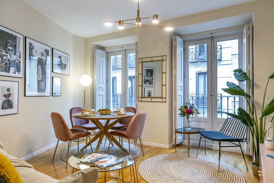 SALÓN CON PERSONALIDAD