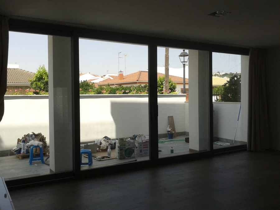 SALÓN CON VISTA AL PATIO PRINCIPAL