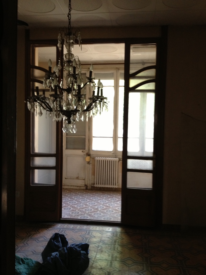 Salón con "vistas" al jardín antes de la reforma