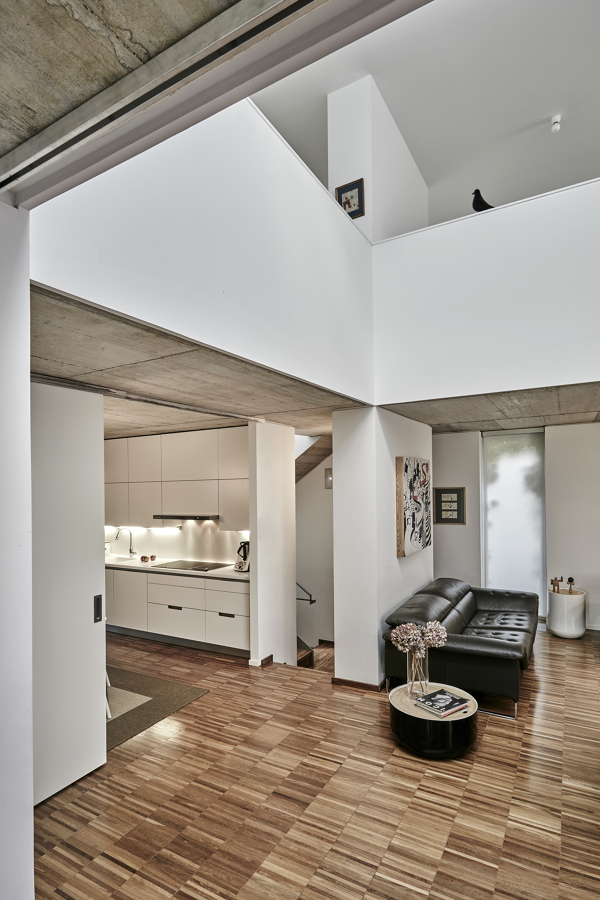 SALÓN - DOBLE ALTURA