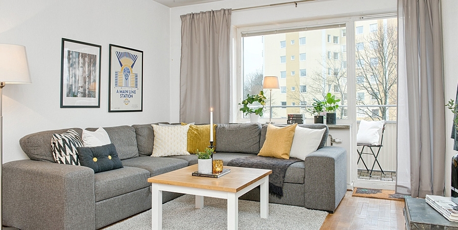 salón gris y mostaza