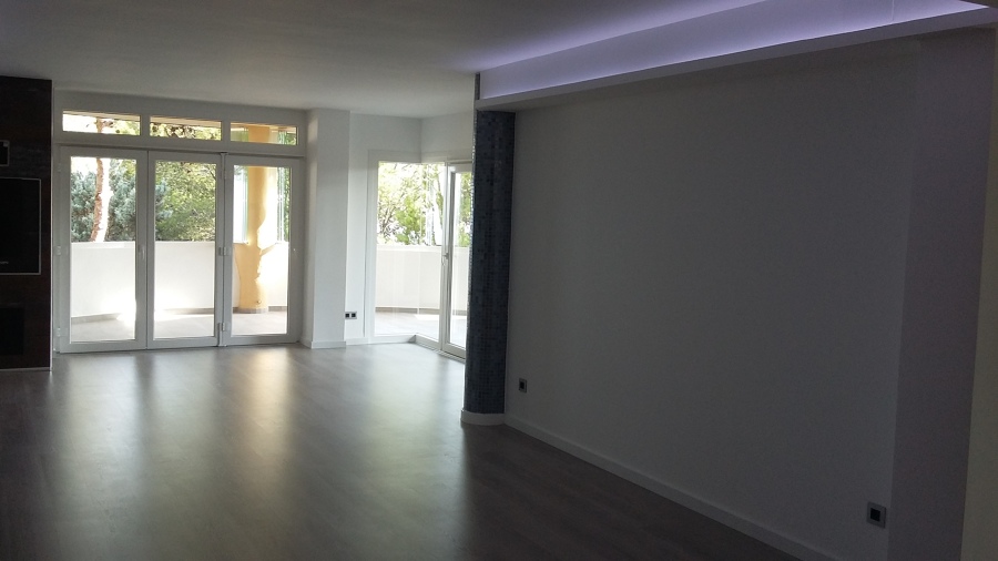 Salón, tarima flotante y suelo radiante