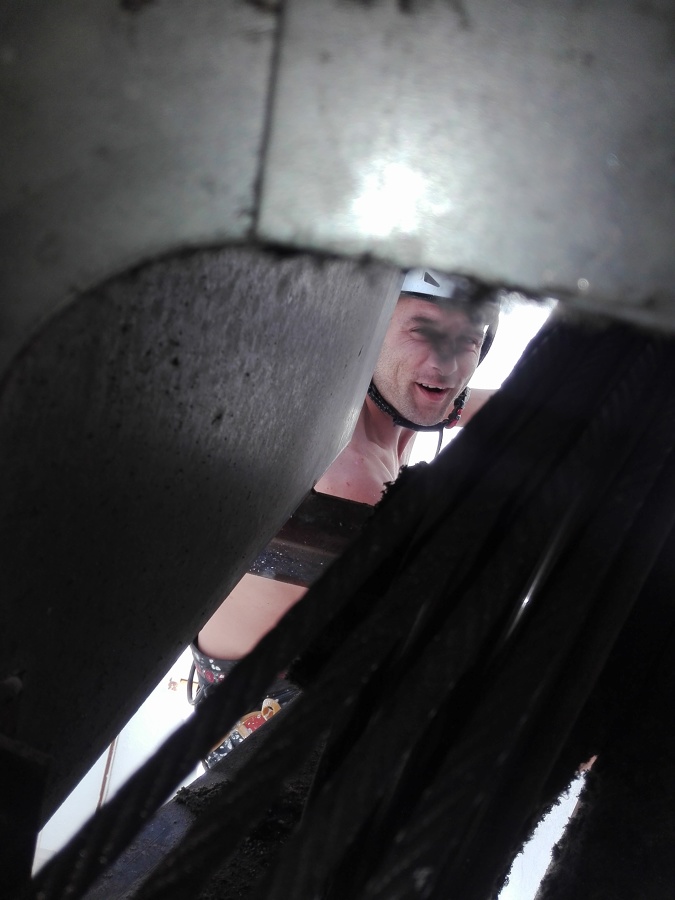 Saneado de Cuarto de ascensores