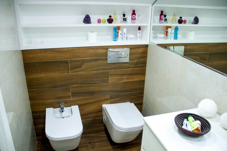 Sanitarios , marca ROCA, mod. Gap