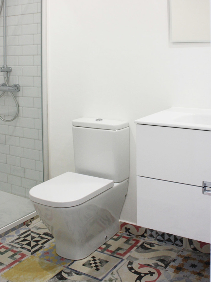 Sanitarios y mosaico hidráulico