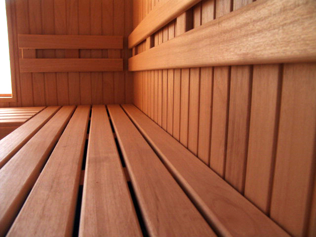 Saunas Durán con el turismo de montaña  Hotel Esquirol en Llívia 