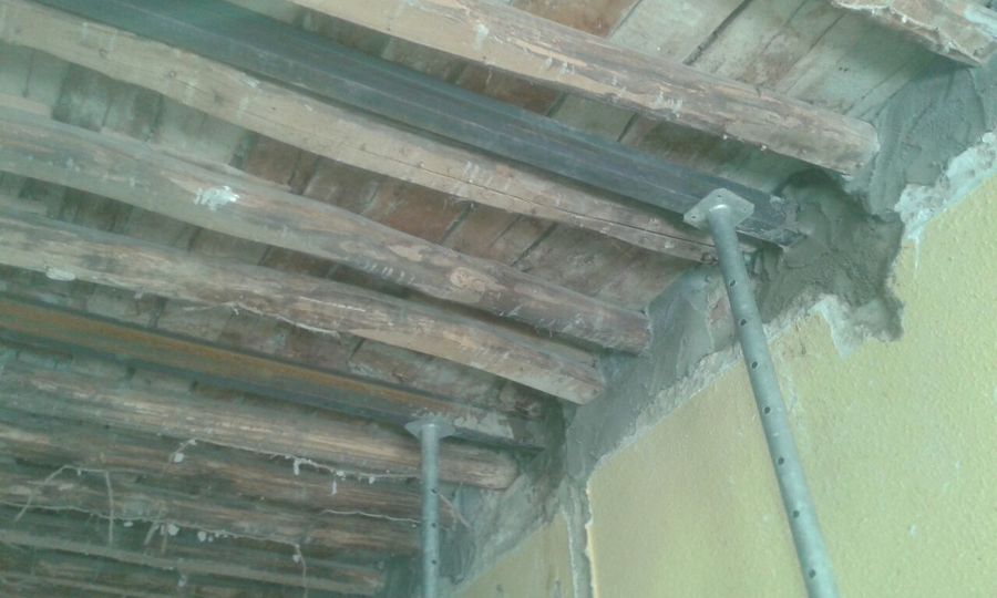 Se sustituyen las vigas mas dañadas.