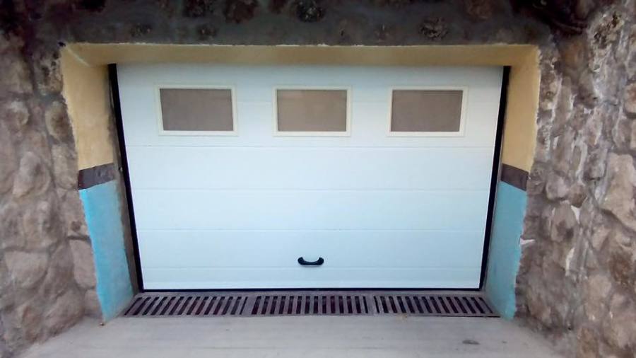 SECCIONAL BLANCA UNICANAL