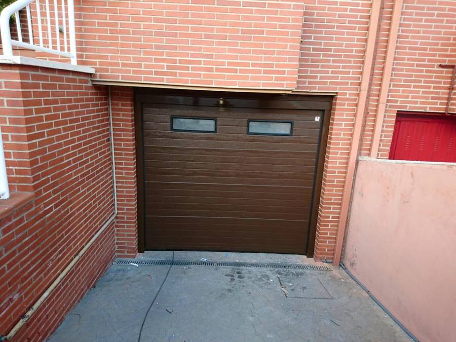 SECCIONAL MARRON 8014