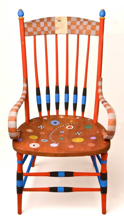 Silla de madera customizada de diseño