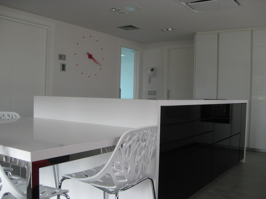 Sillas en la zona de comer