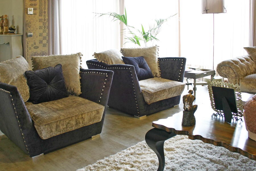 Sillones coordinados de terciopelo. 