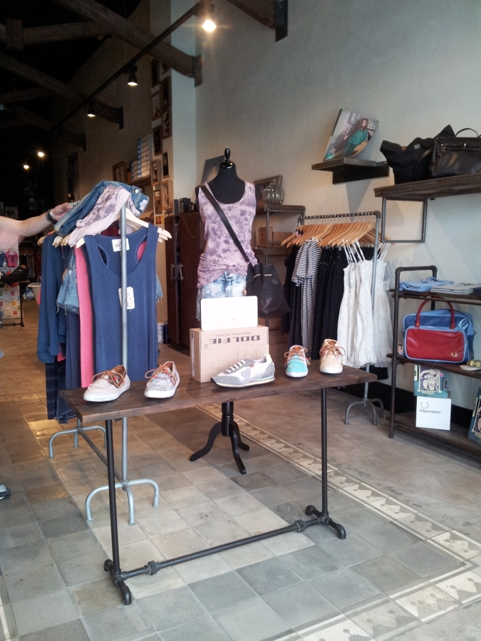 Simón Store Granada