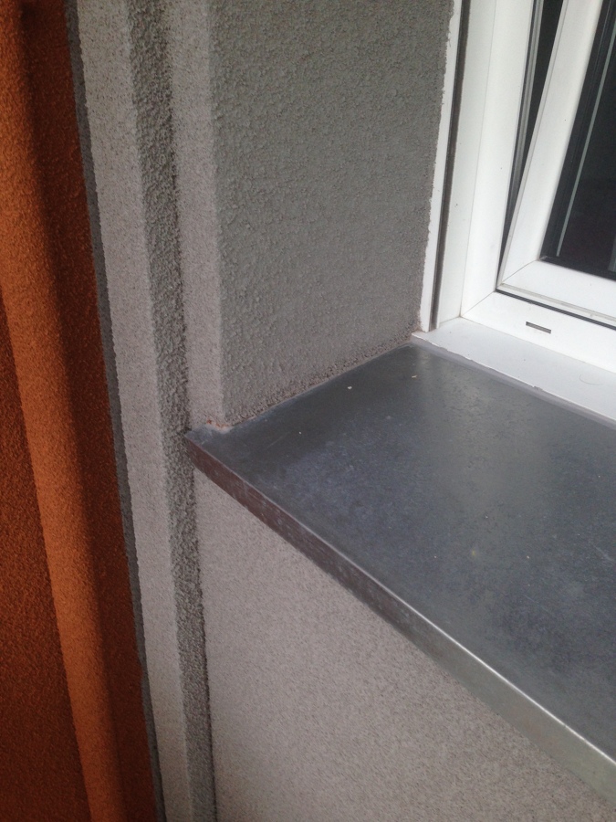 Sistema de aislamiento térmico por el exterior de fachada Santande-Torrelavega