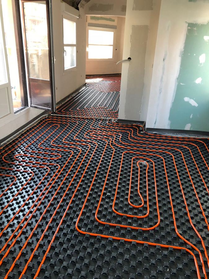 Sistema de suelo radiante