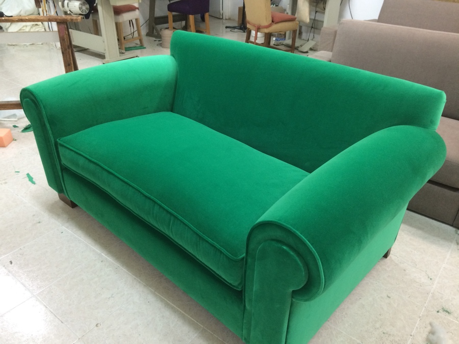 Sofa Chester en terciopelo verde