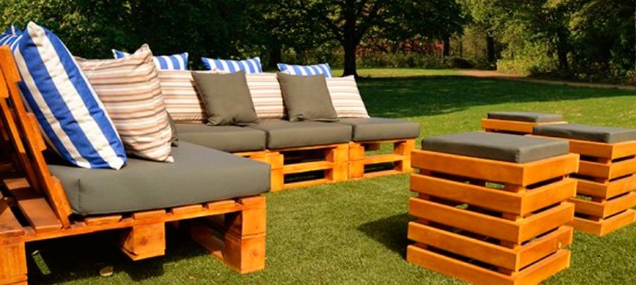 Sofas de Palets en Jardín