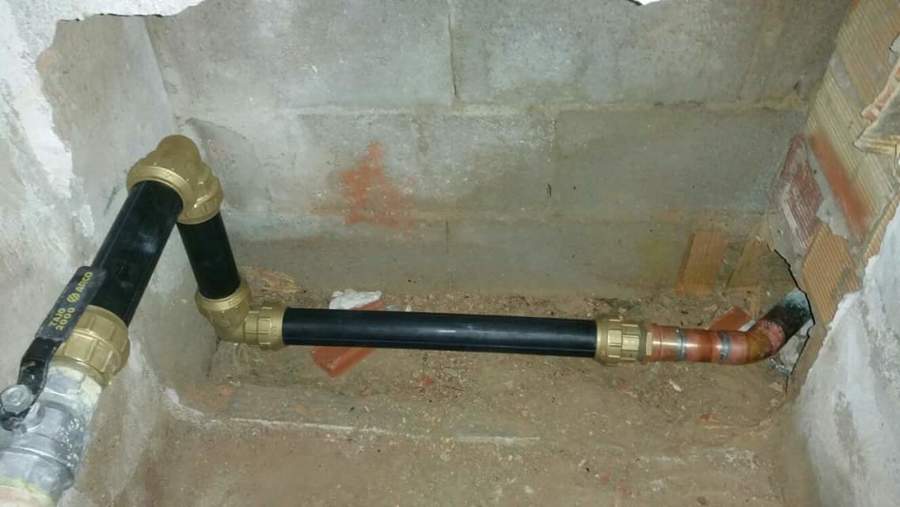 Soldadura cobre tubería general 2" y tramo nuevo hasta la batería contadores