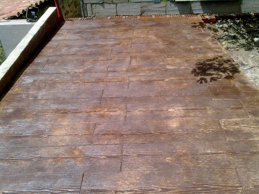 Solera de hormigon impreso en Piedralaves, Avila.