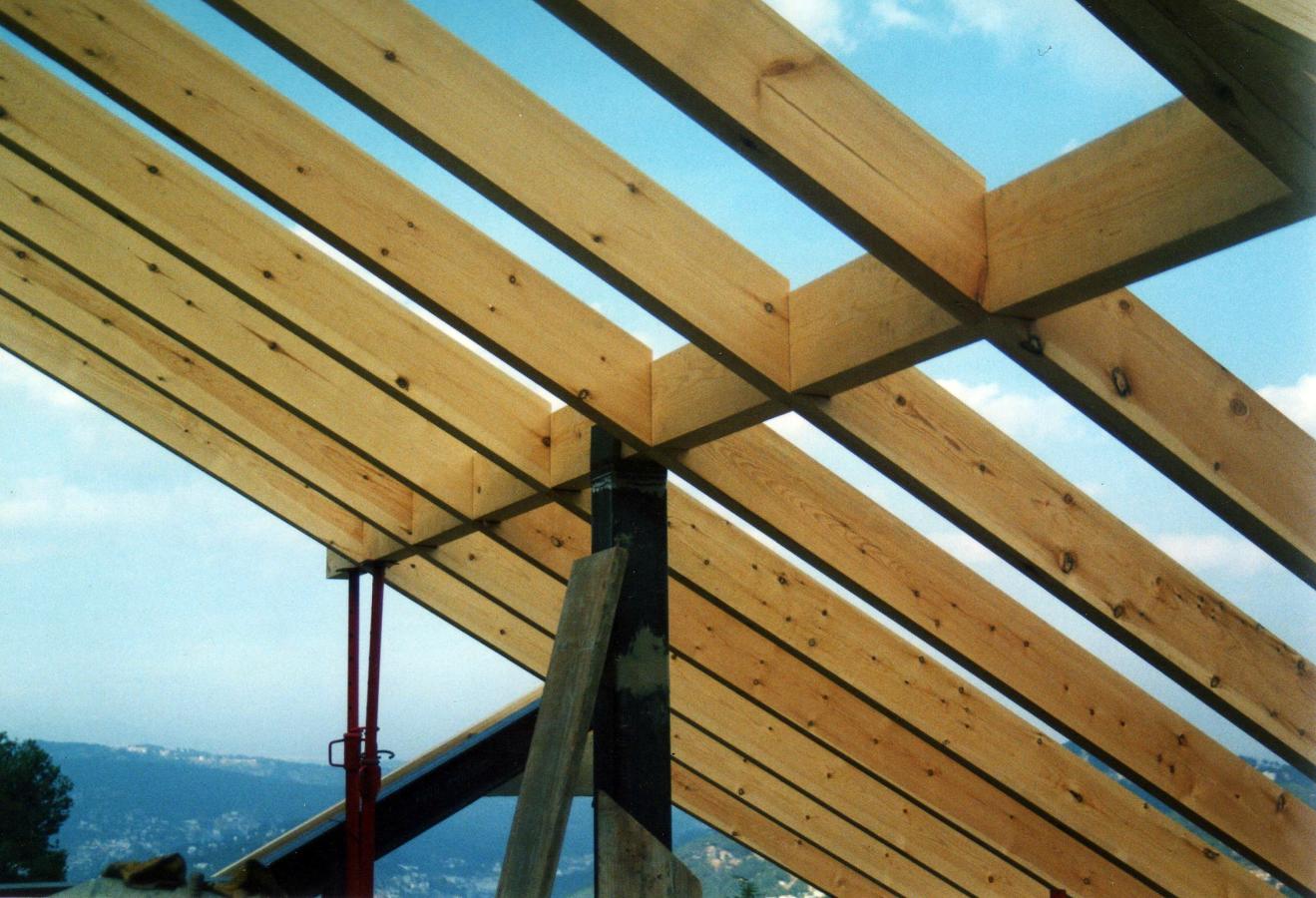 SOPORTE PILAR METALICO