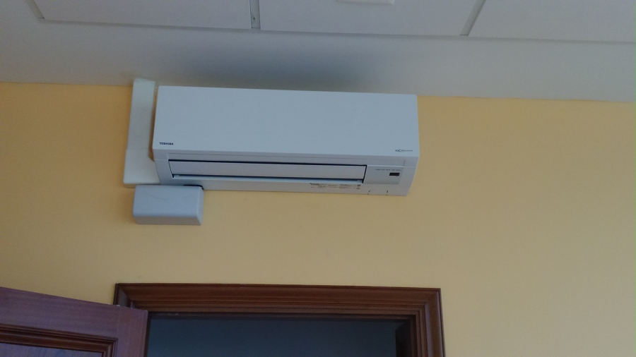 Split con canaleta y b.condensados ext.