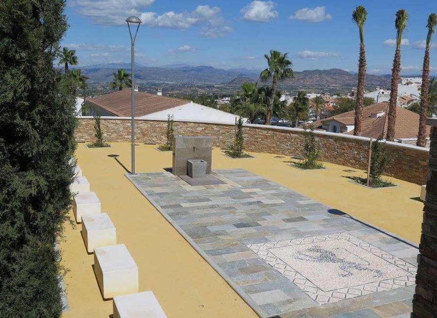 STONEPANEL® ORIENT y Cuarcita Orient Oro en la Estación de Alhaurín el Grande (Málaga)