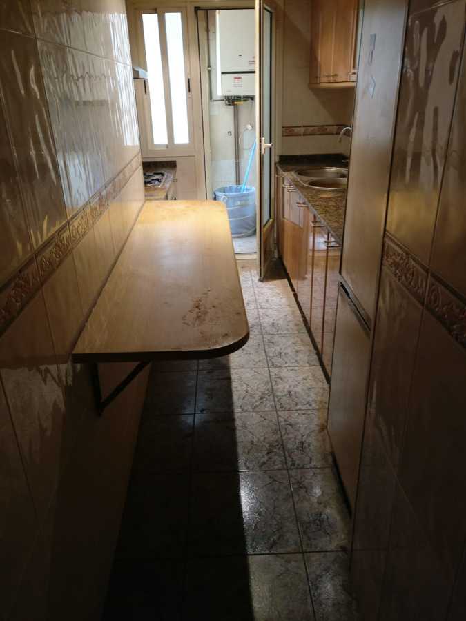 cocina-sucia-grasa-acumulada-techo-paredes-barcelona-antes-02