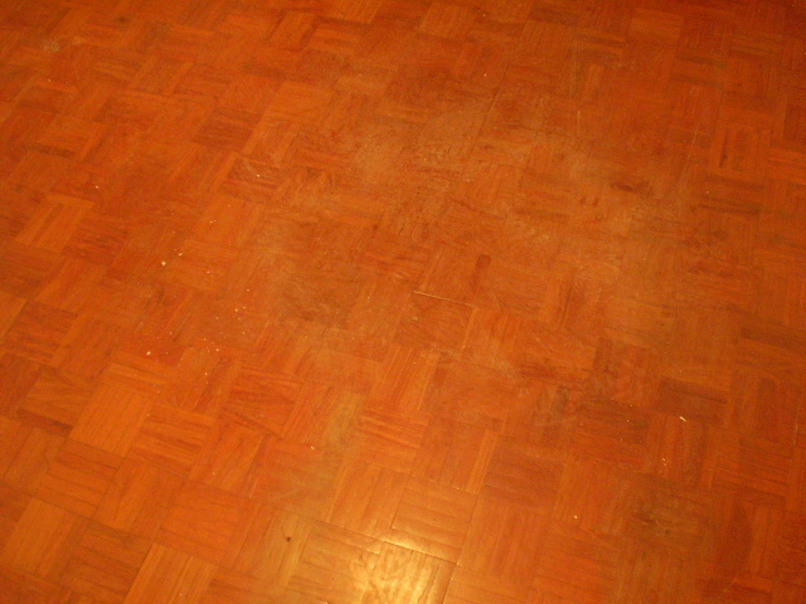 Suelo antes de acuchillar