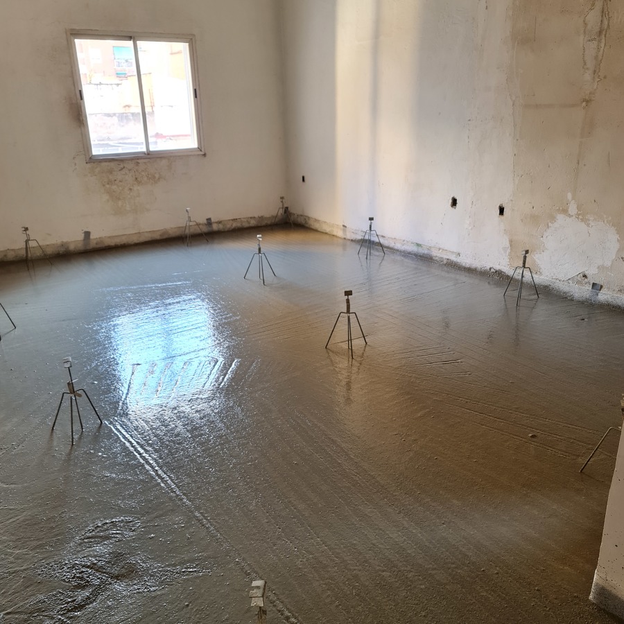 Suelo autonivelante (Durante)