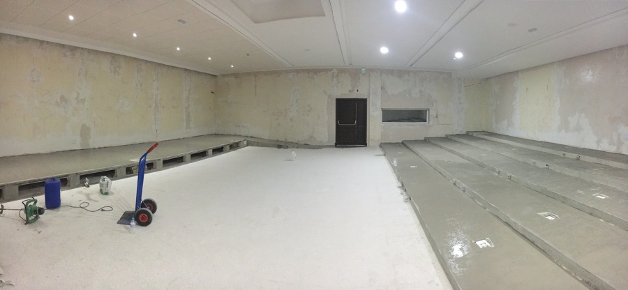 Suelo de madera y revestimiento de paredes