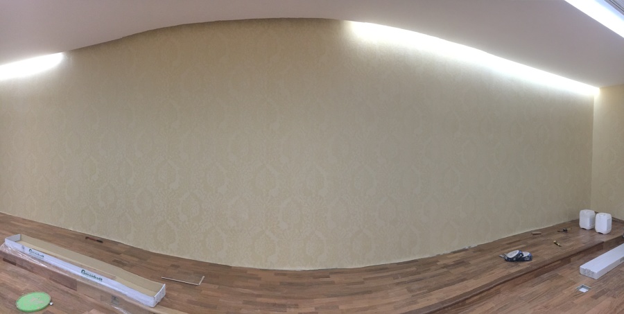 Suelo de madera y revestimiento de paredes