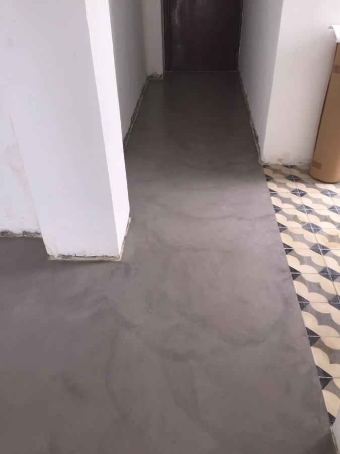 Suelo pasillo entrada