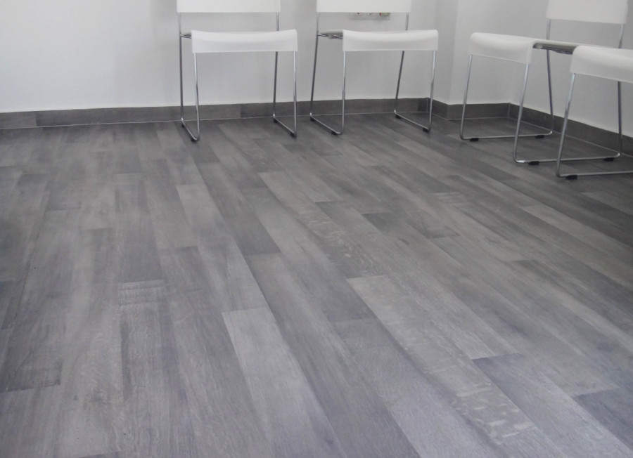 SUELO PVC IMITACIÓN TARIMA