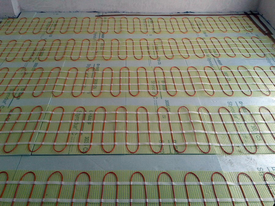 Suelo radiante eléctrico.