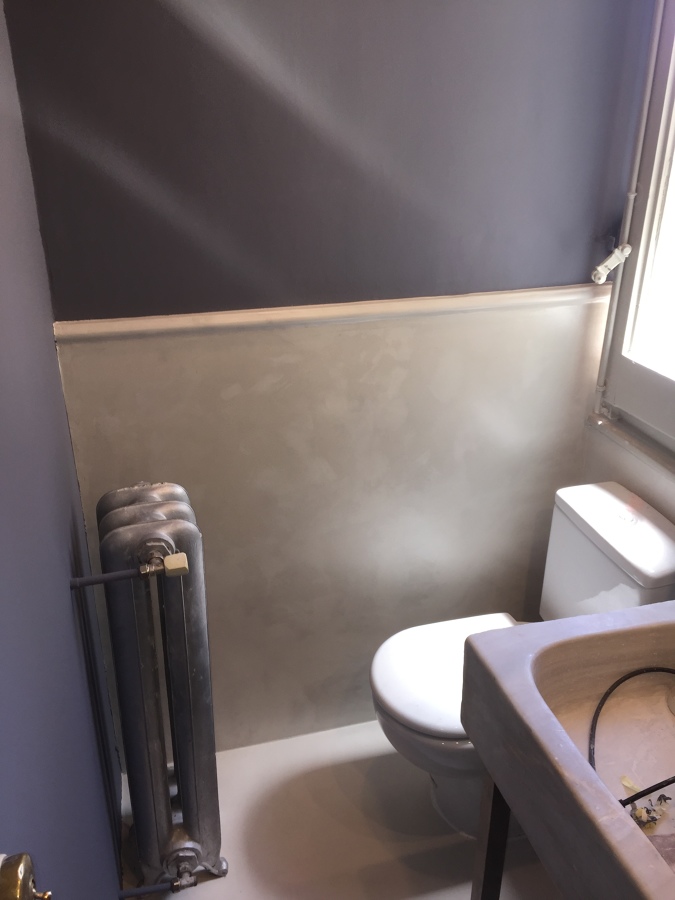 Suelo y friso con moldura incluida