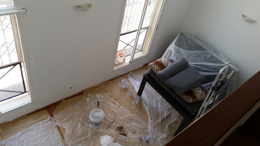 Suelo y Muebles Empapelados