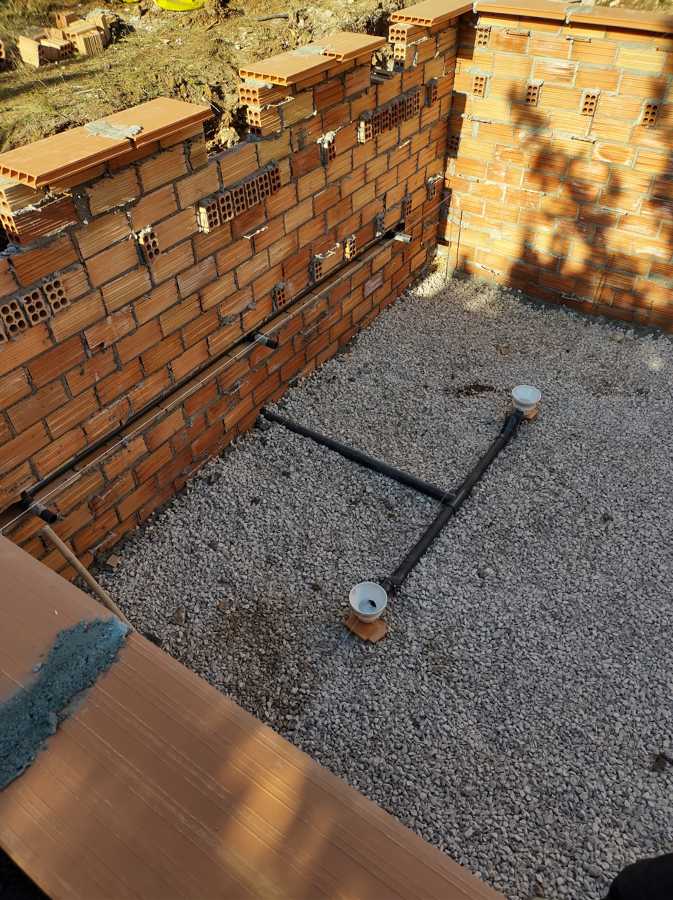 Sumideros e impulsión inferior.