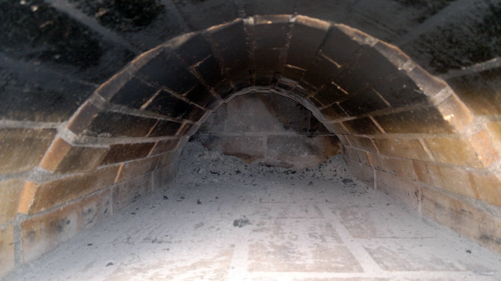 suministrador de leña para calentar horno superior