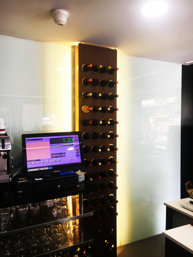 Sustitución iluminación por led en cafetería